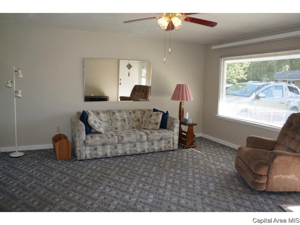 3349 Stanton Street Springfield, IL 62703 - Photo 6 of 16