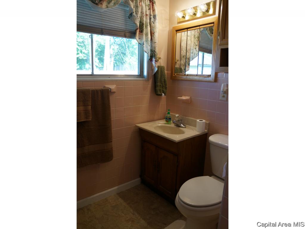 3349 Stanton Street Springfield, IL 62703 - Photo 10 of 16