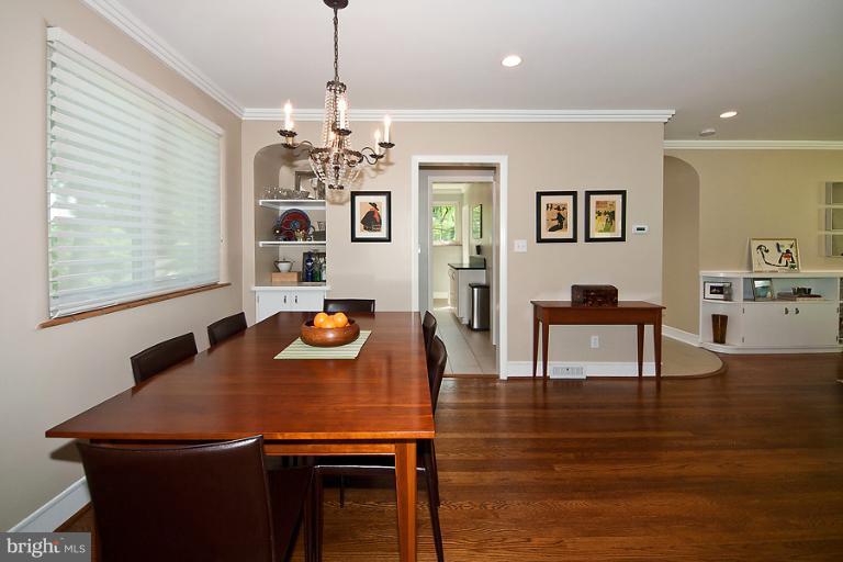 4012 25th Road North Arlington, VA 22207 - Photo 4 of 30 Dining Room