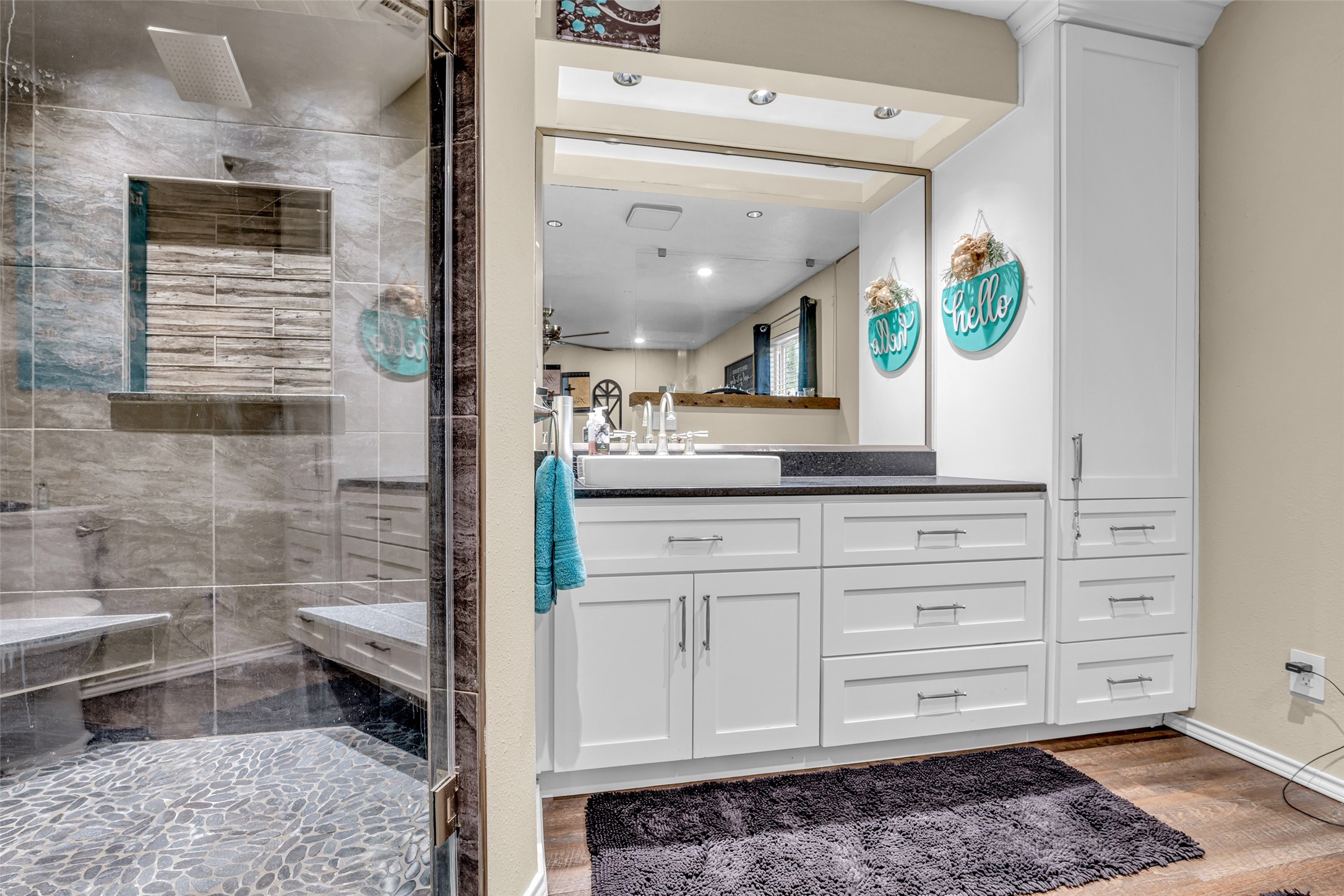 25473 White Oak Lane Splendora, TX 77372 - Photo 16 of 24 Primary Bathroom