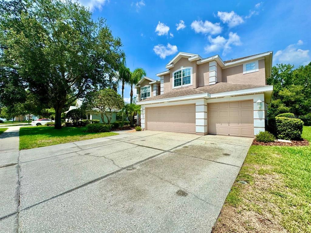 18711 Chaville Road Lutz, FL 33558 - Photo 2 of 72