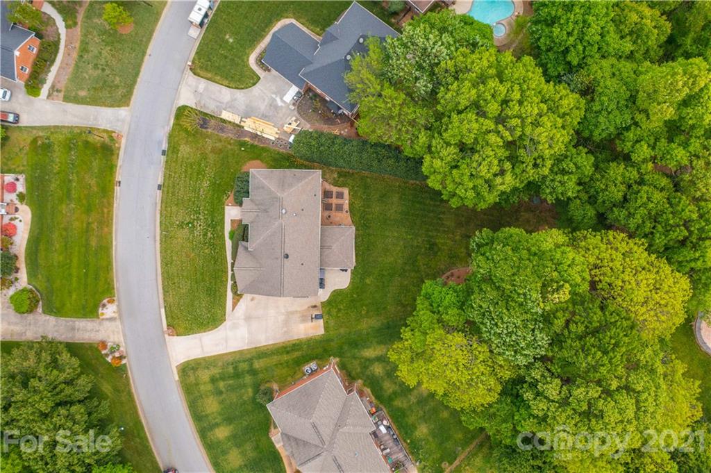 324 Gringley Hill Road Fort Mill, SC 29708 - Photo 46 of 48 an aerial view of a house