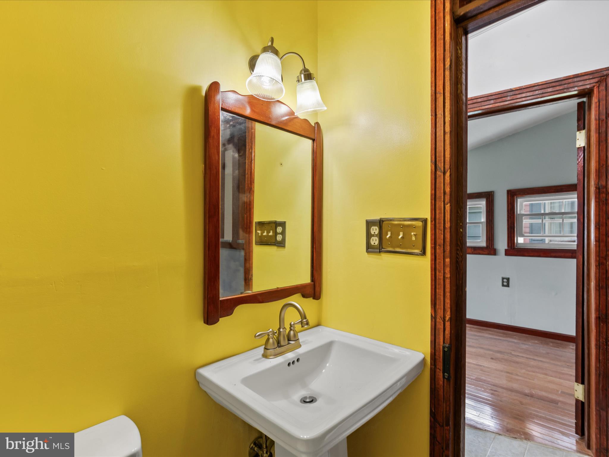 111 Broad Street Milton, DE 19968 - Photo 32 of 53 Main Level Powder Bath