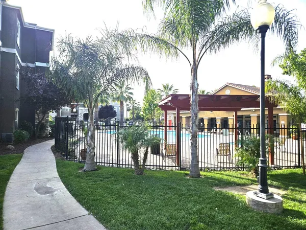 $289,000 | 8434 Walerga Road, Unit 911, Antelope, CA 95843