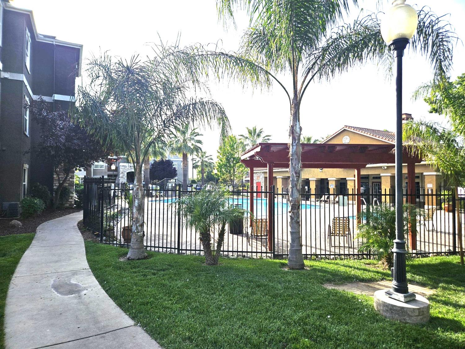 8434 Walerga Road, Unit 911 Antelope, CA 95843 - Photo 5 of 23