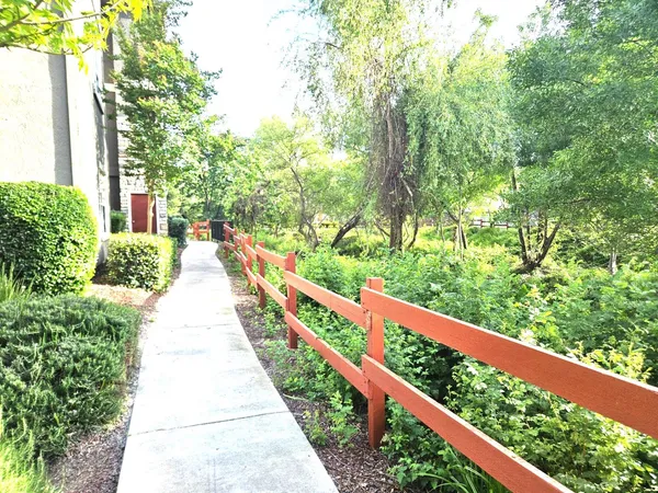 $289,000 | 8434 Walerga Road, Unit 911, Antelope, CA 95843