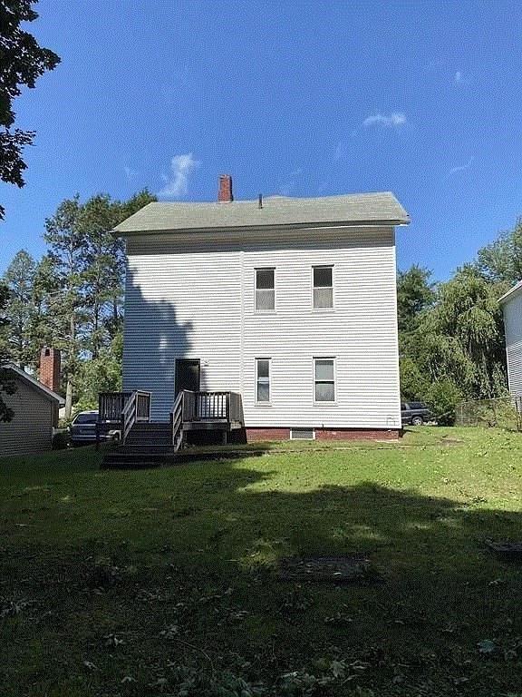 5-7 Castle Street Ware, MA 01082 - Photo 3 of 17 Gallery Image 3