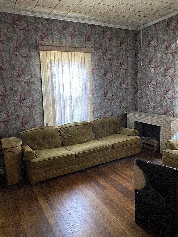 5-7 Castle Street Ware, MA 01082 - Photo 5 of 17 Gallery Image 5