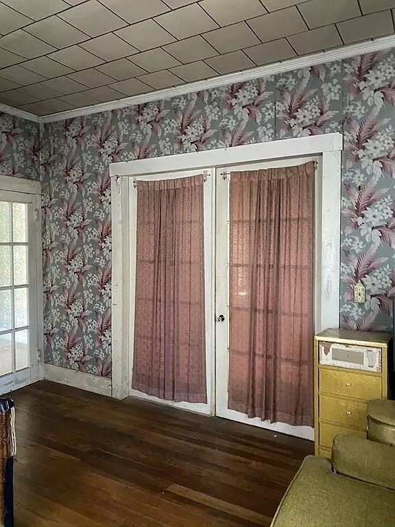 5-7 Castle Street Ware, MA 01082 - Photo 7 of 17 Gallery Image 7