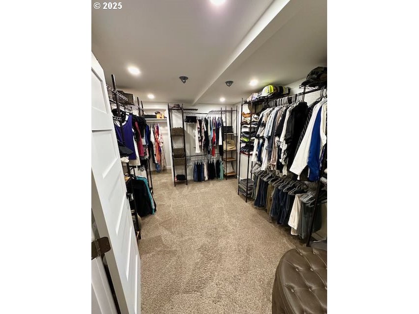 19306 Northwest 11th Avenue Ridgefield, WA 98642 - Photo 29 of 34 a view of a room with gym equipment