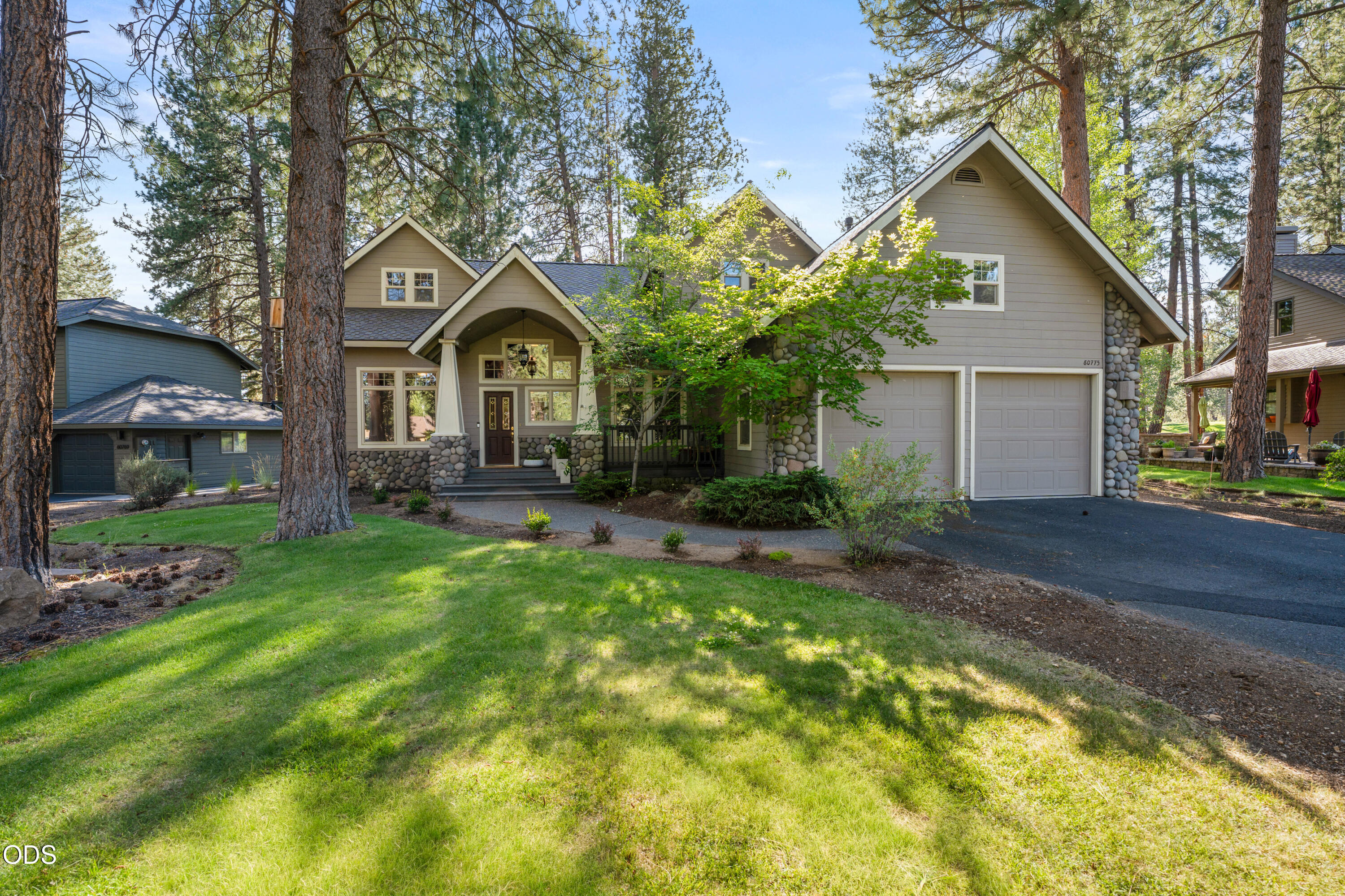60775 Currant Way Bend, OR 97702 - Photo 2 of 59