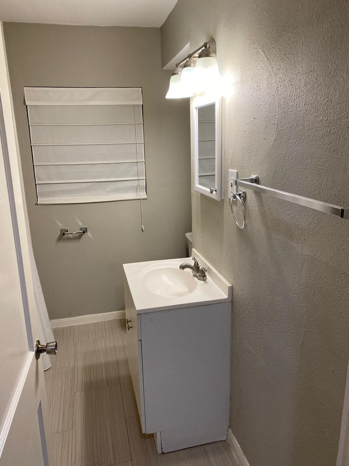 3502 Rosedale Street, Unit B Houston, TX 77004 - Photo 16 of 18 Gallery Image 16