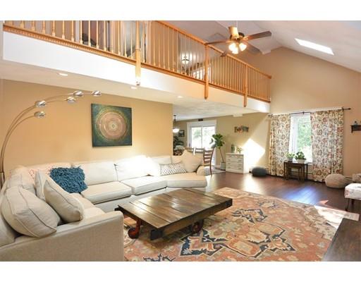 4 Raymond Road Westminster, MA 01473 - Photo 3 of 40 Gallery Image 3