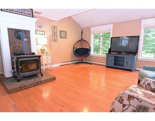 4 Raymond Road Westminster, MA 01473 - Photo 10 of 40 Gallery Image 10