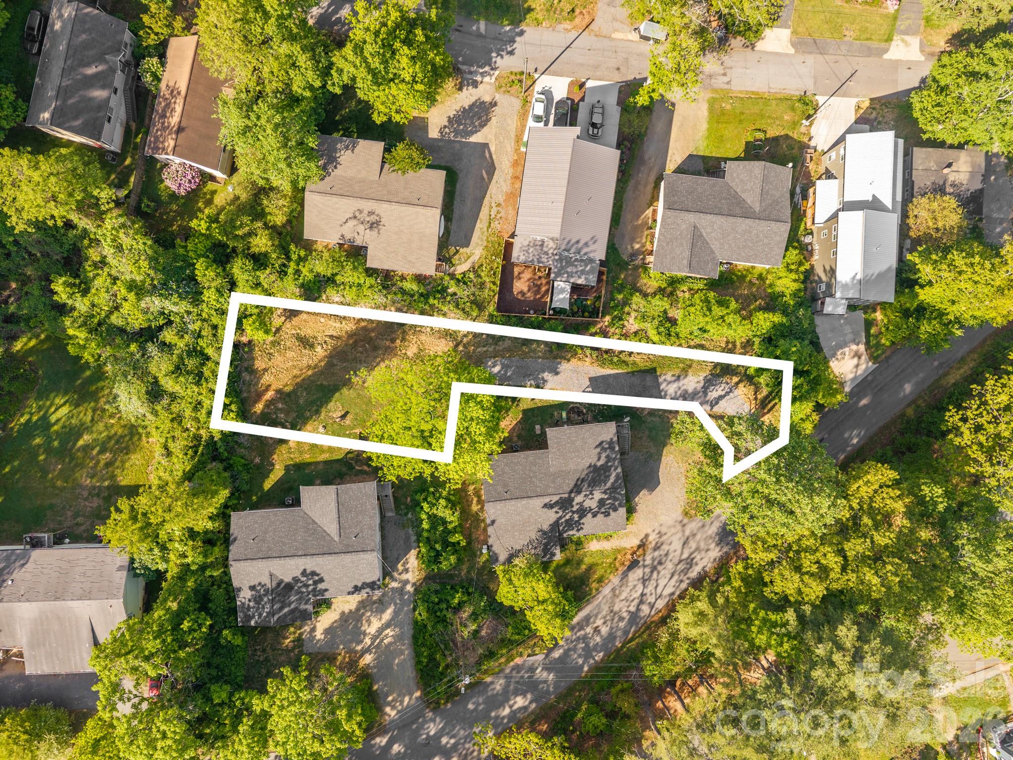 104 Millbrook Road Asheville, NC 28806 - Photo 8 of 16