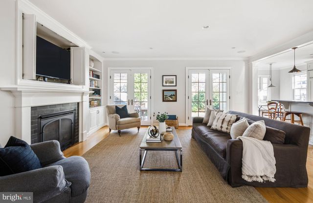 $1,703,000 | 2707 Davis Avenue, Alexandria, VA 22302