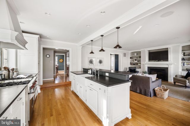 $1,703,000 | 2707 Davis Avenue, Alexandria, VA 22302