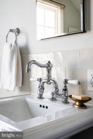 $1,703,000 | 2707 Davis Avenue, Alexandria, VA 22302