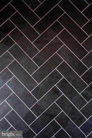 $1,703,000 | 2707 Davis Avenue, Alexandria, VA 22302