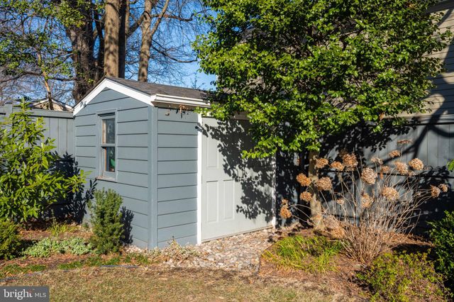 $1,703,000 | 2707 Davis Avenue, Alexandria, VA 22302