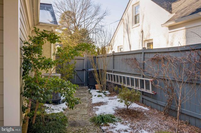 $1,703,000 | 2707 Davis Avenue, Alexandria, VA 22302