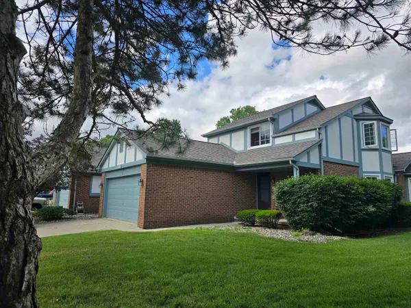 $270,000 | 45603 Bristol Bay, Macomb, MI 48044