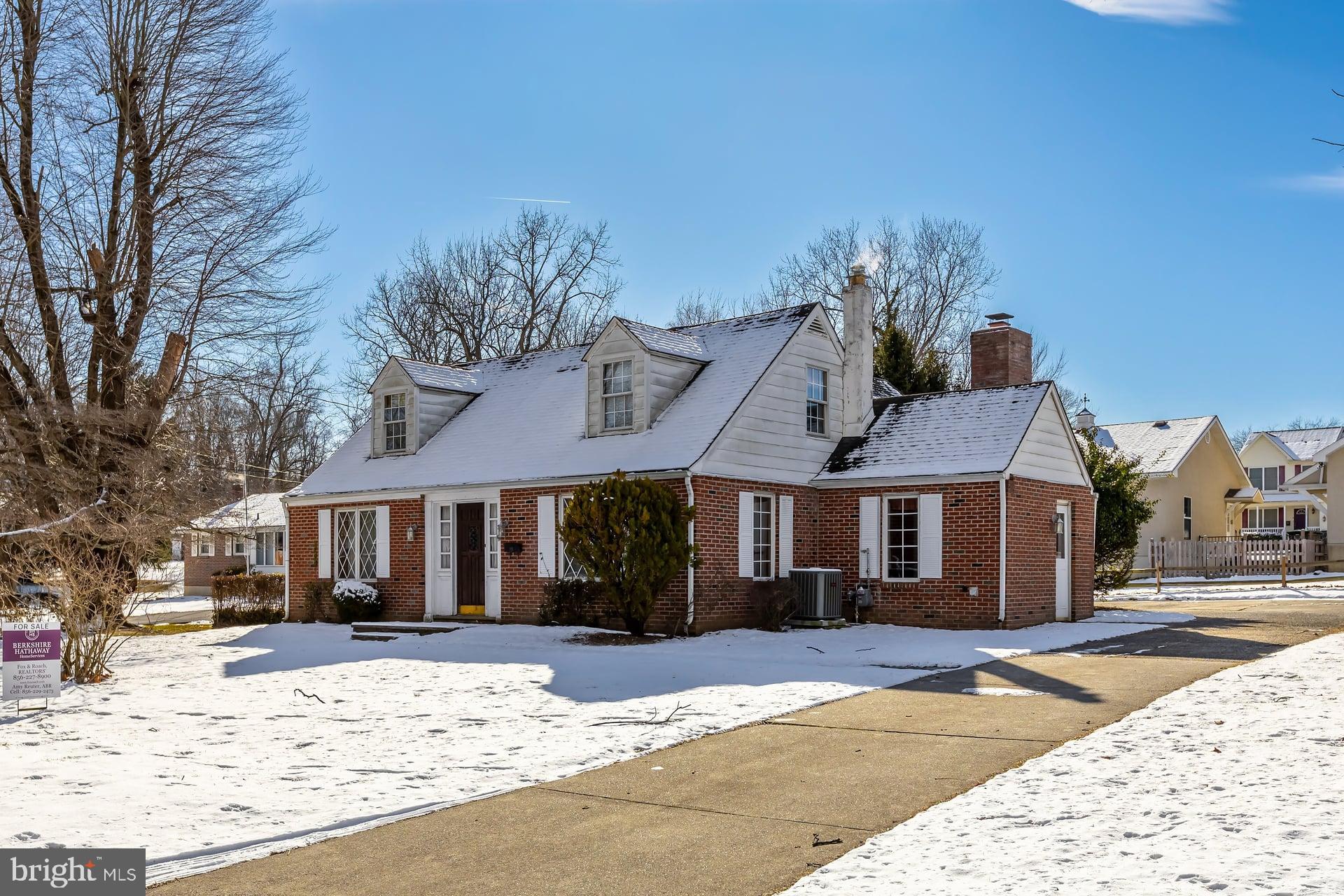 330 1st Avenue Lindenwold, NJ 08021 - Photo 2 of 20