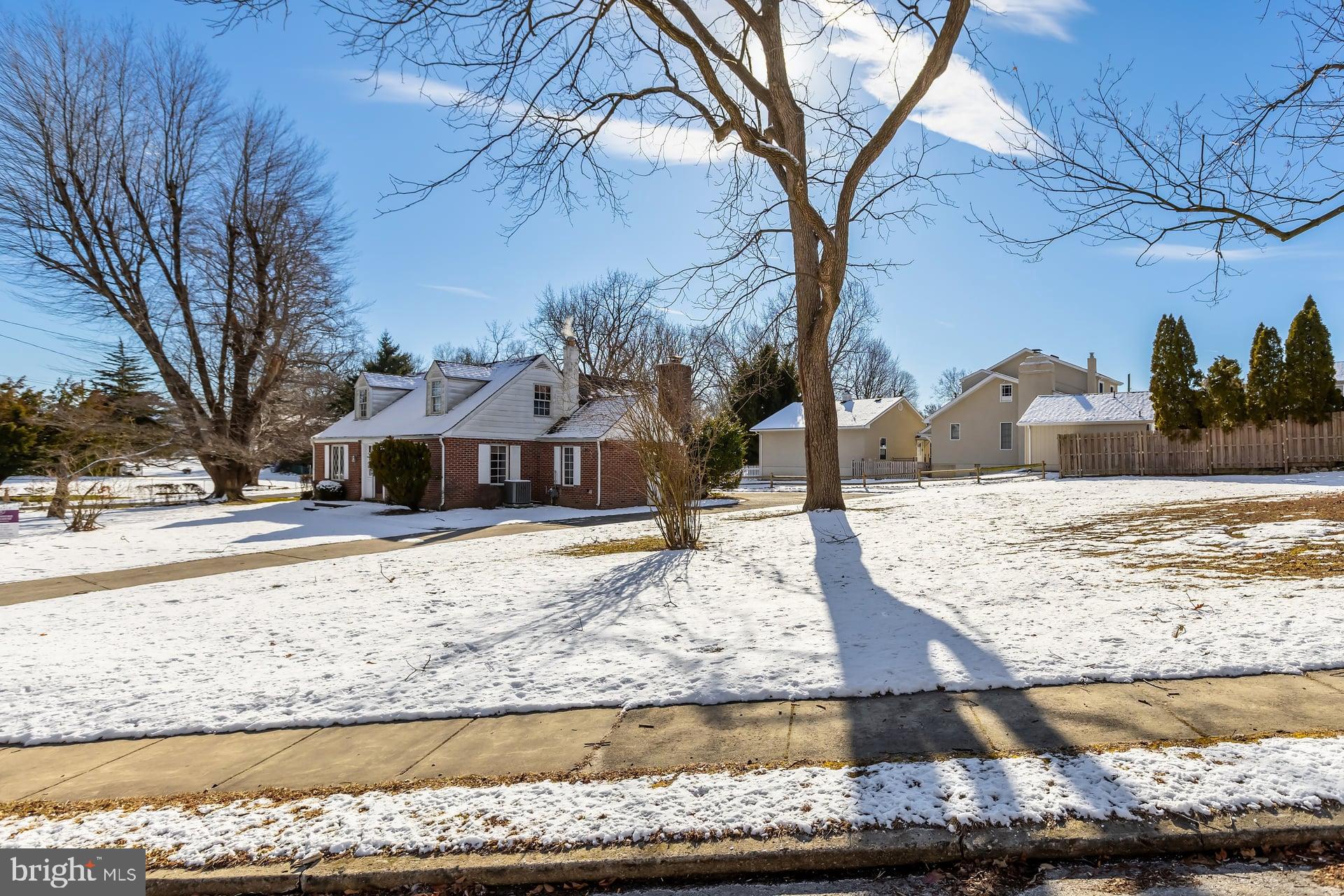 330 1st Avenue Lindenwold, NJ 08021 - Photo 5 of 20