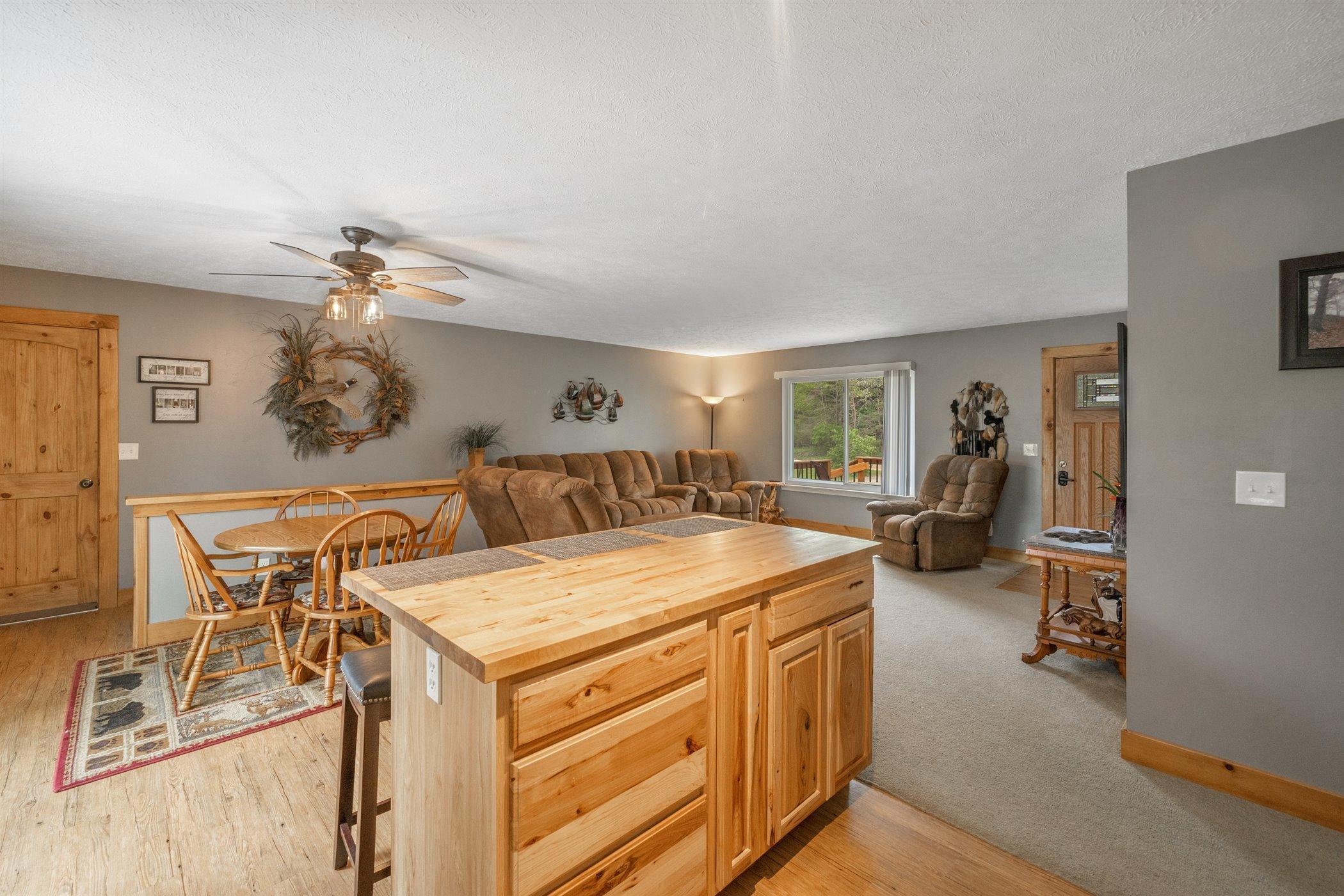 5935 East Centerline Road St. Johns, MI 48879 - Photo 14 of 35 Kitchen