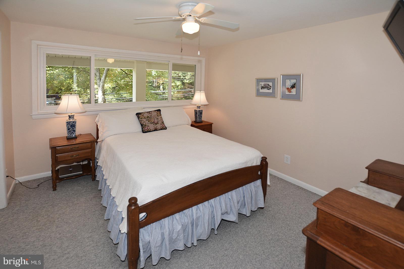 3713 Military Road Arlington, VA 22207 - Photo 17 of 29 2nd bedroom