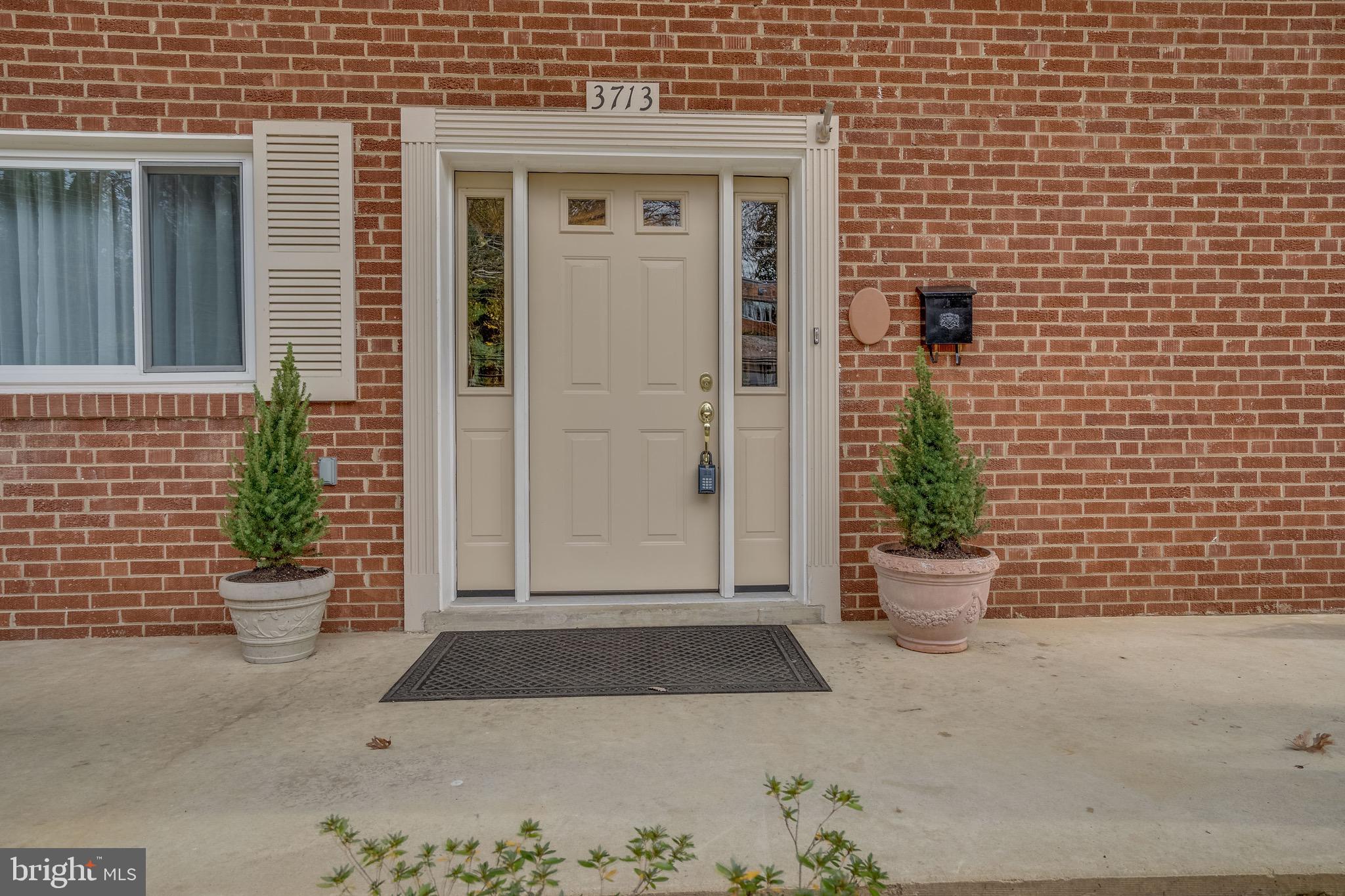 3713 Military Road Arlington, VA 22207 - Photo 29 of 29 Front Door