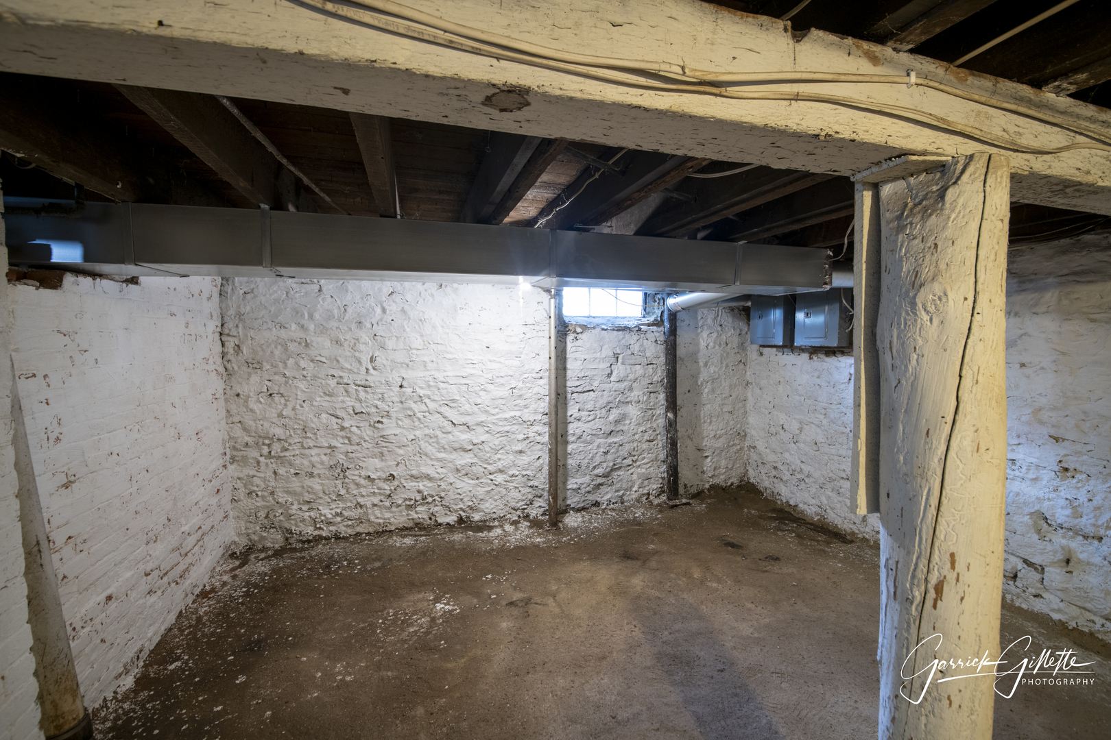 213 North Main Street Sandwich, IL 60548 - Photo 21 of 24 a view of a garage