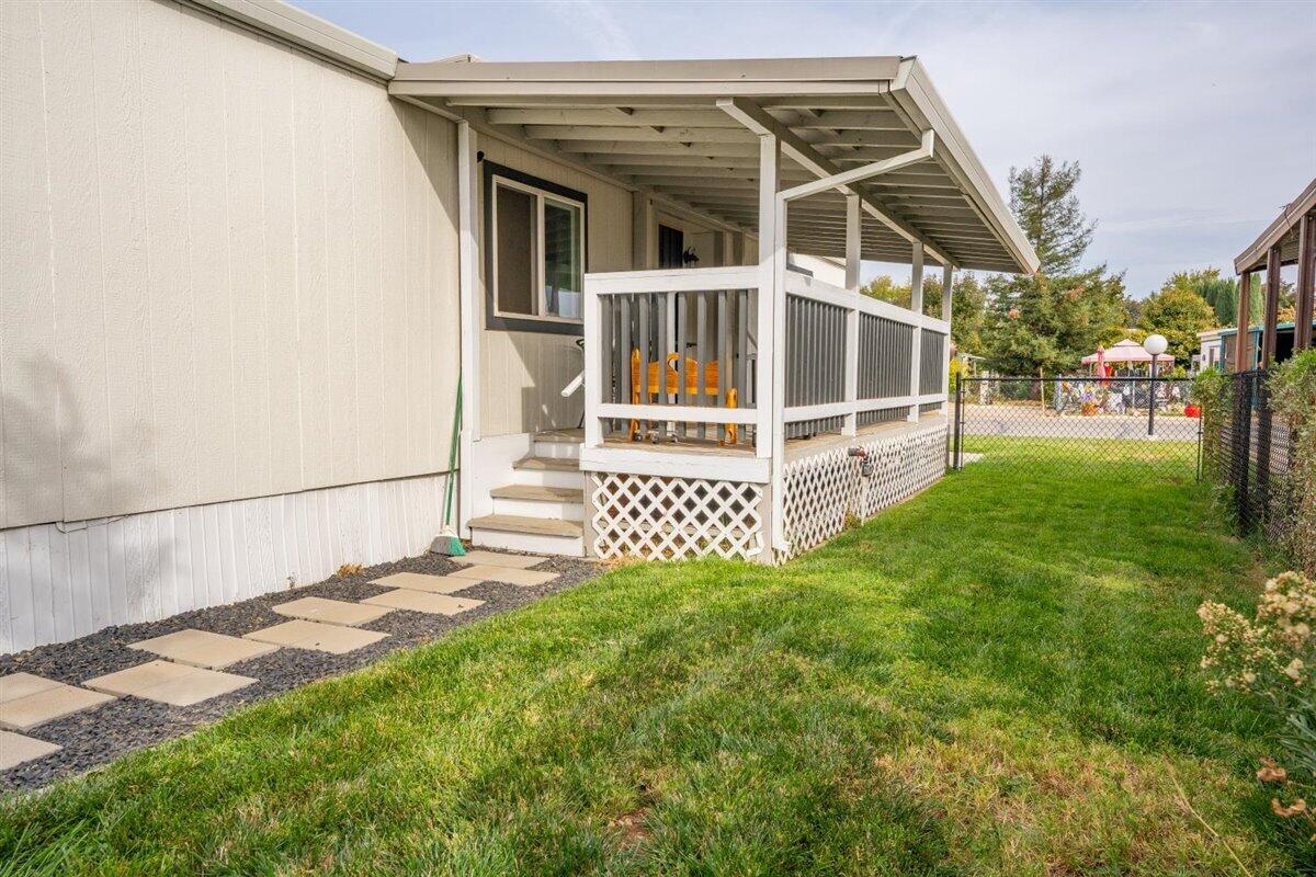 19964 Riverside Avenue, Unit 64 Anderson, CA 96007 - Photo 32 of 43 35-19964 Riverside Ave - Exterior-10