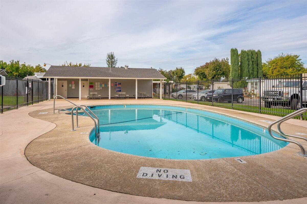 19964 Riverside Avenue, Unit 64 Anderson, CA 96007 - Photo 38 of 43 45-19964 Riverside Ave - Exterior-23