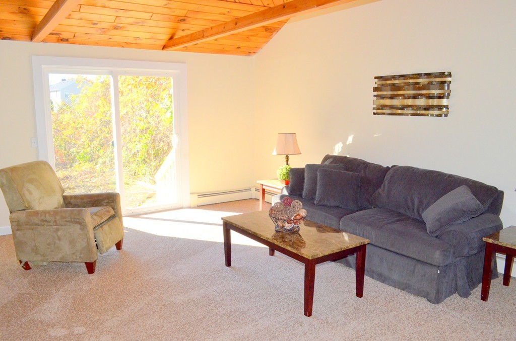 49 Cynthia Road Seekonk, MA 02771 - Photo 8 of 20 Gallery Image 8
