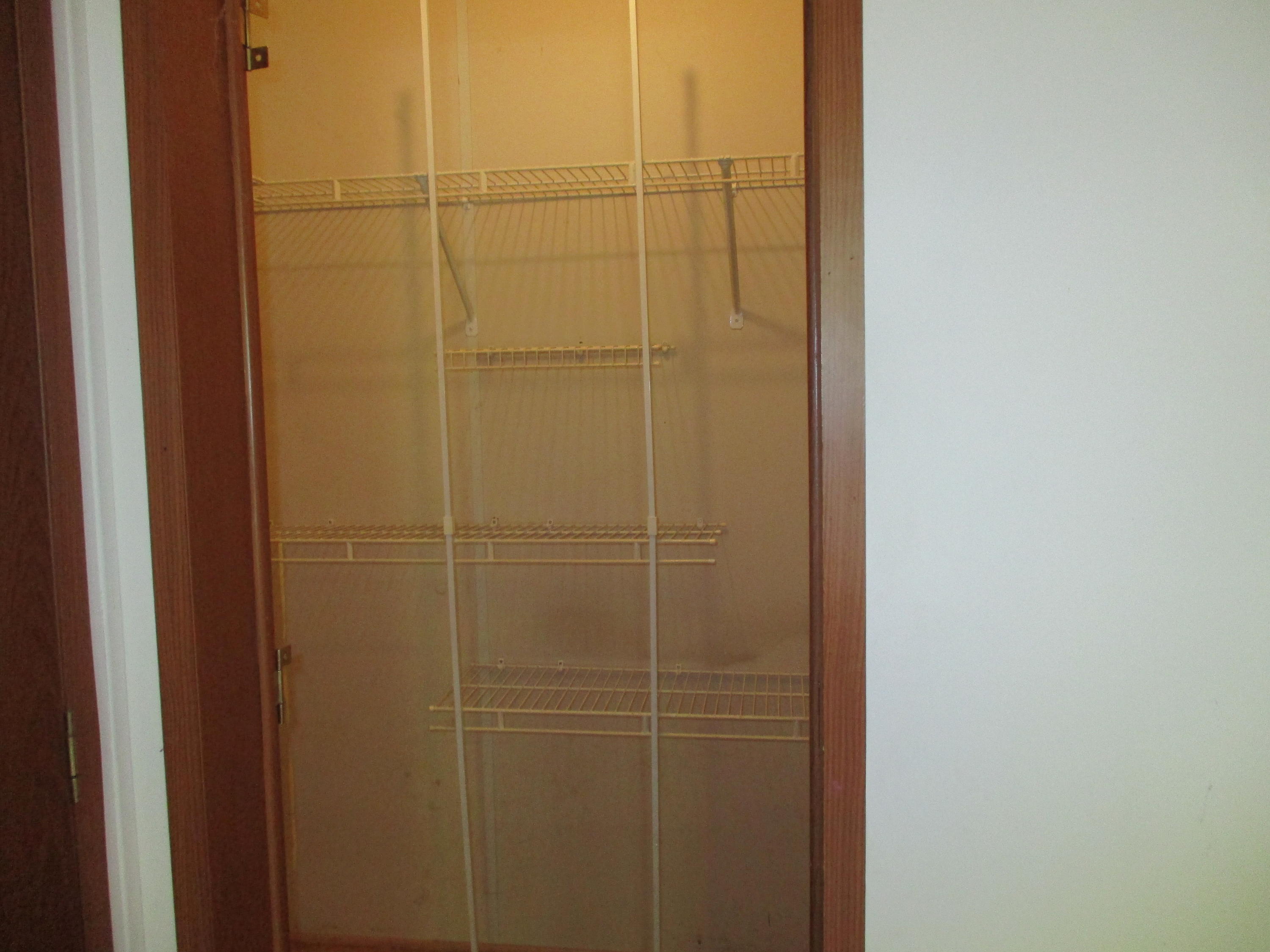 718 Kima Road Crossville, TN 38572 - Photo 13 of 16 Master Closet