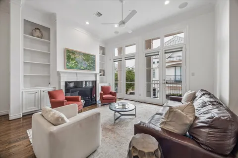 $749,000 | 6015 Post Oak Green Lane, Houston, TX 77055