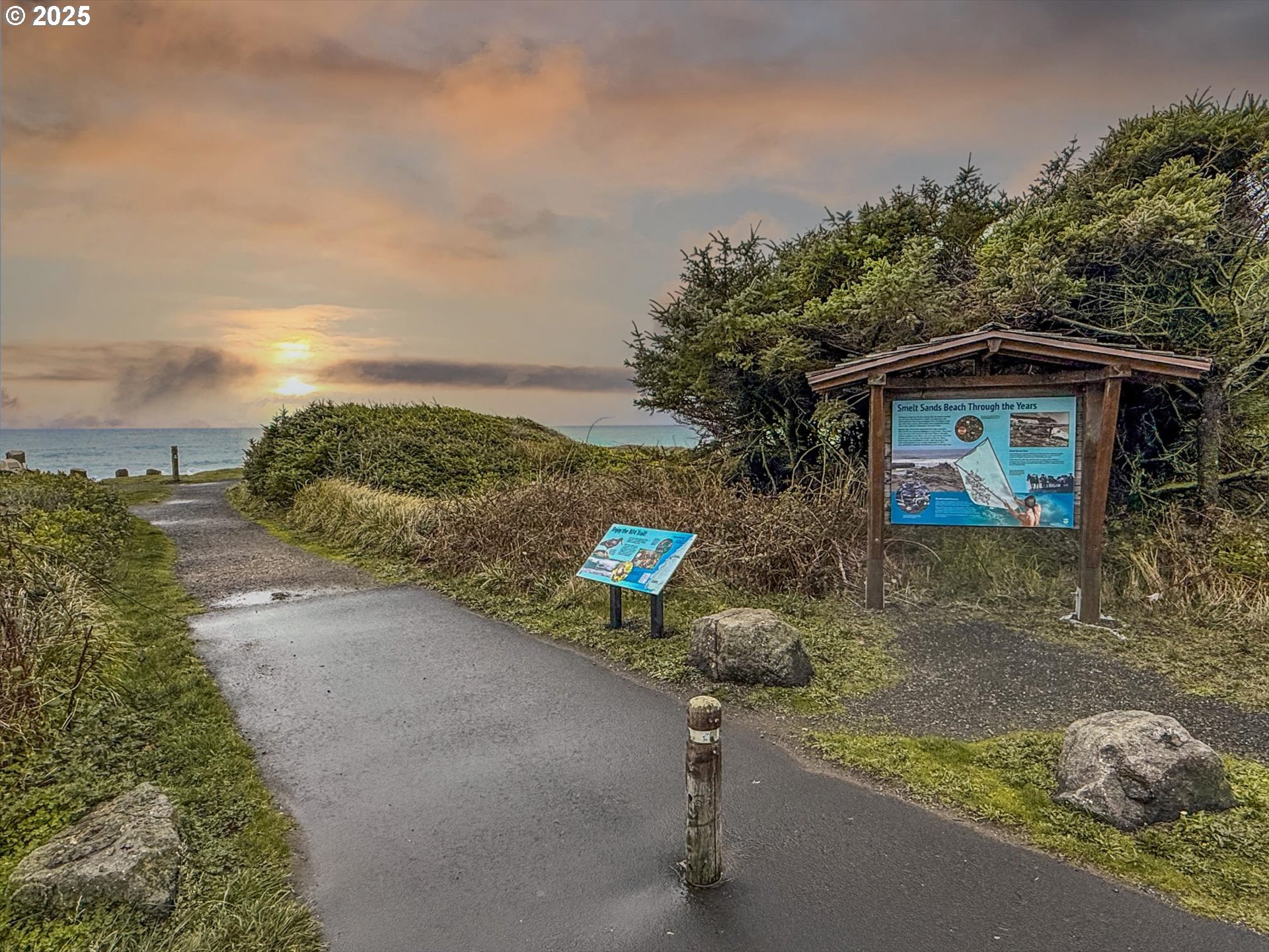 327 Lemwick Lane Yachats, OR 97498 - Photo 40 of 41 a view of outdoor space and yard