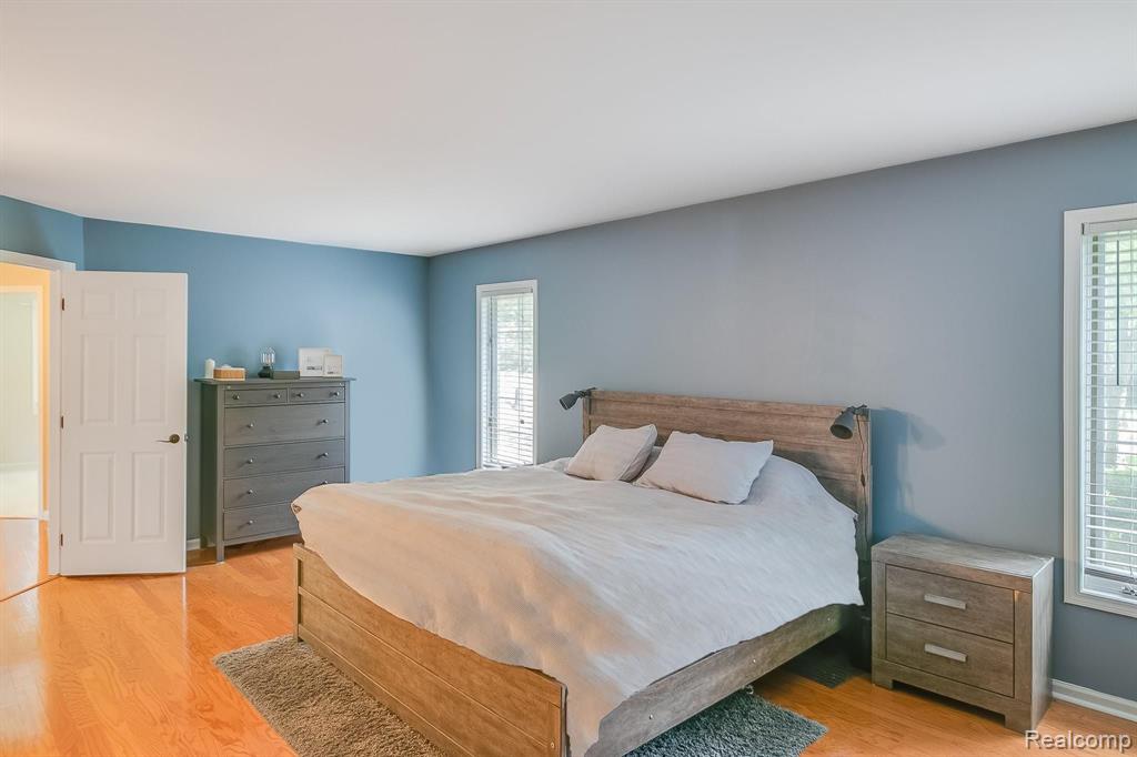 2035 Devonshire Road Bloomfield Hills, MI 48302 - Photo 25 of 36