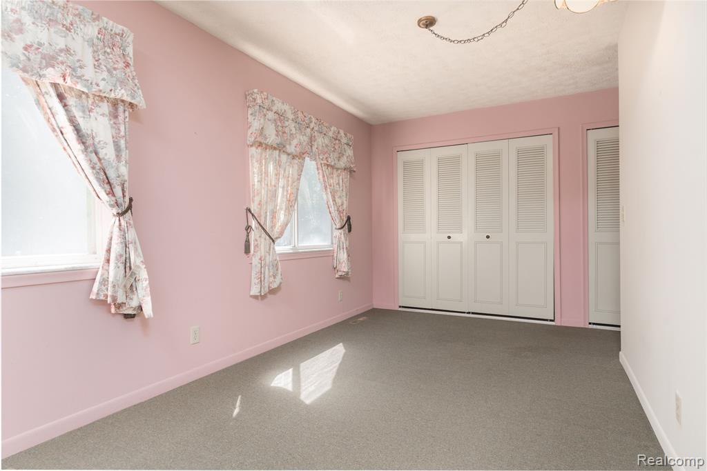 4750 North Nicholson Road Fowlerville, MI 48836 - Photo 12 of 31