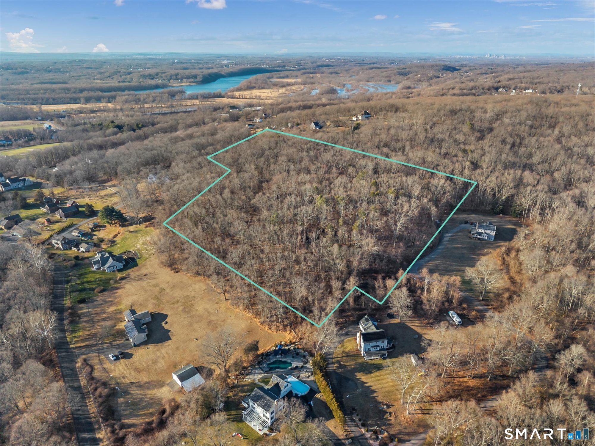 184 Cox Road Portland, CT 06480 - Photo 2 of 7