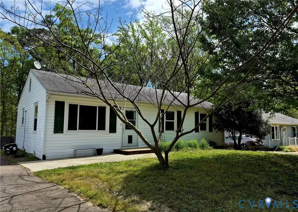 $279,900 | 15715 Gary Avenue, Chester, VA 23831