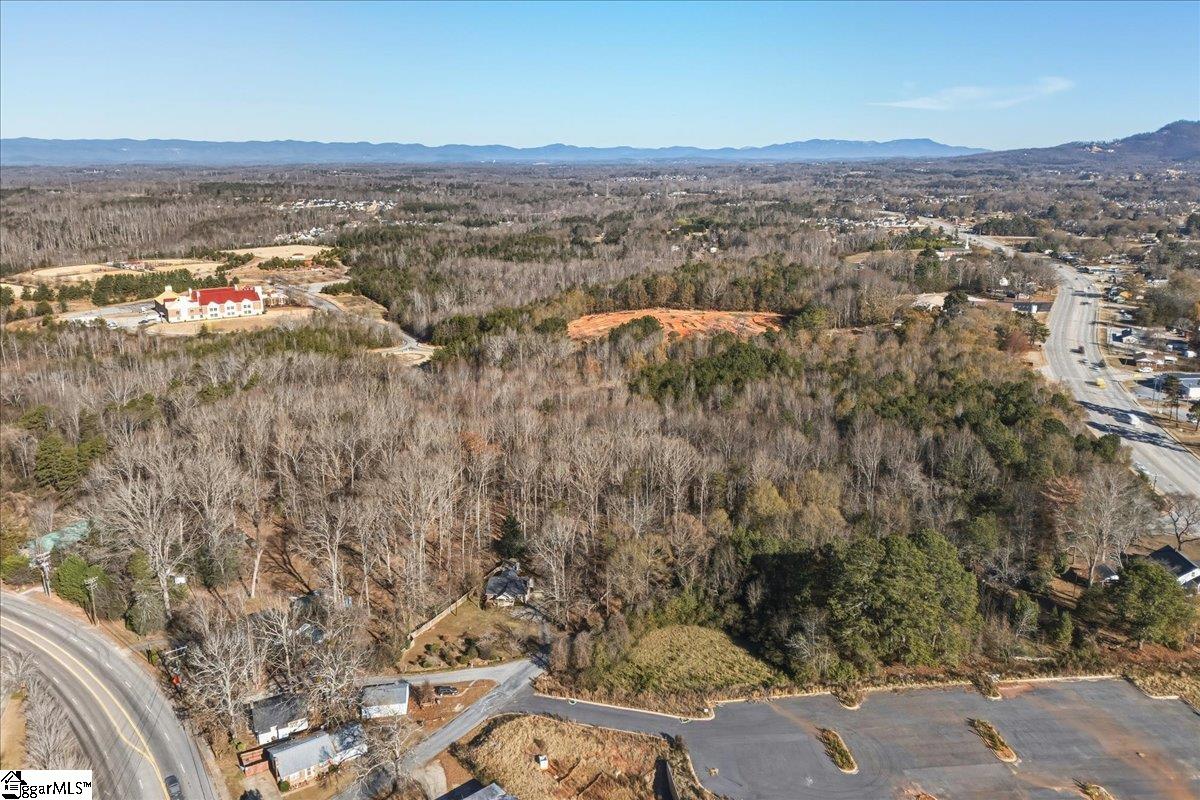 1051 West Duncan Road Greenville, SC 29617 - Photo 46 of 48 Gallery Image 46