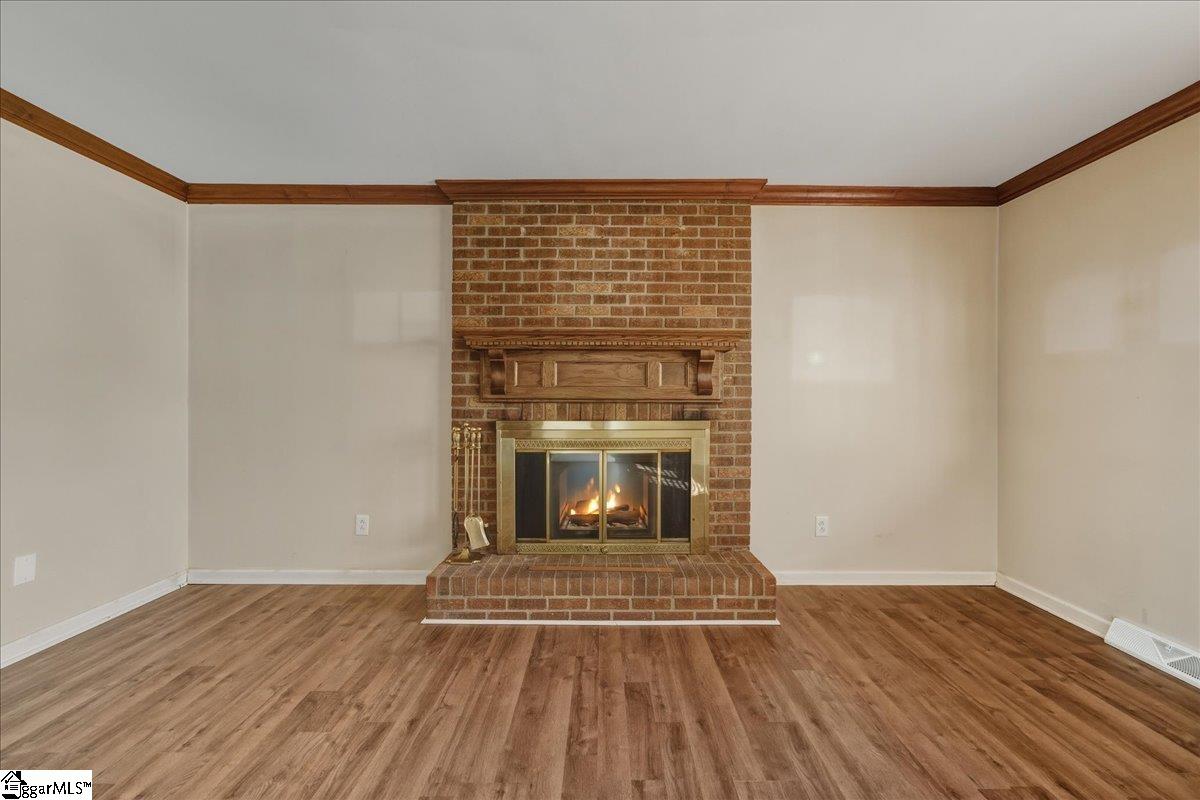 1051 West Duncan Road Greenville, SC 29617 - Photo 8 of 48 Gallery Image 8