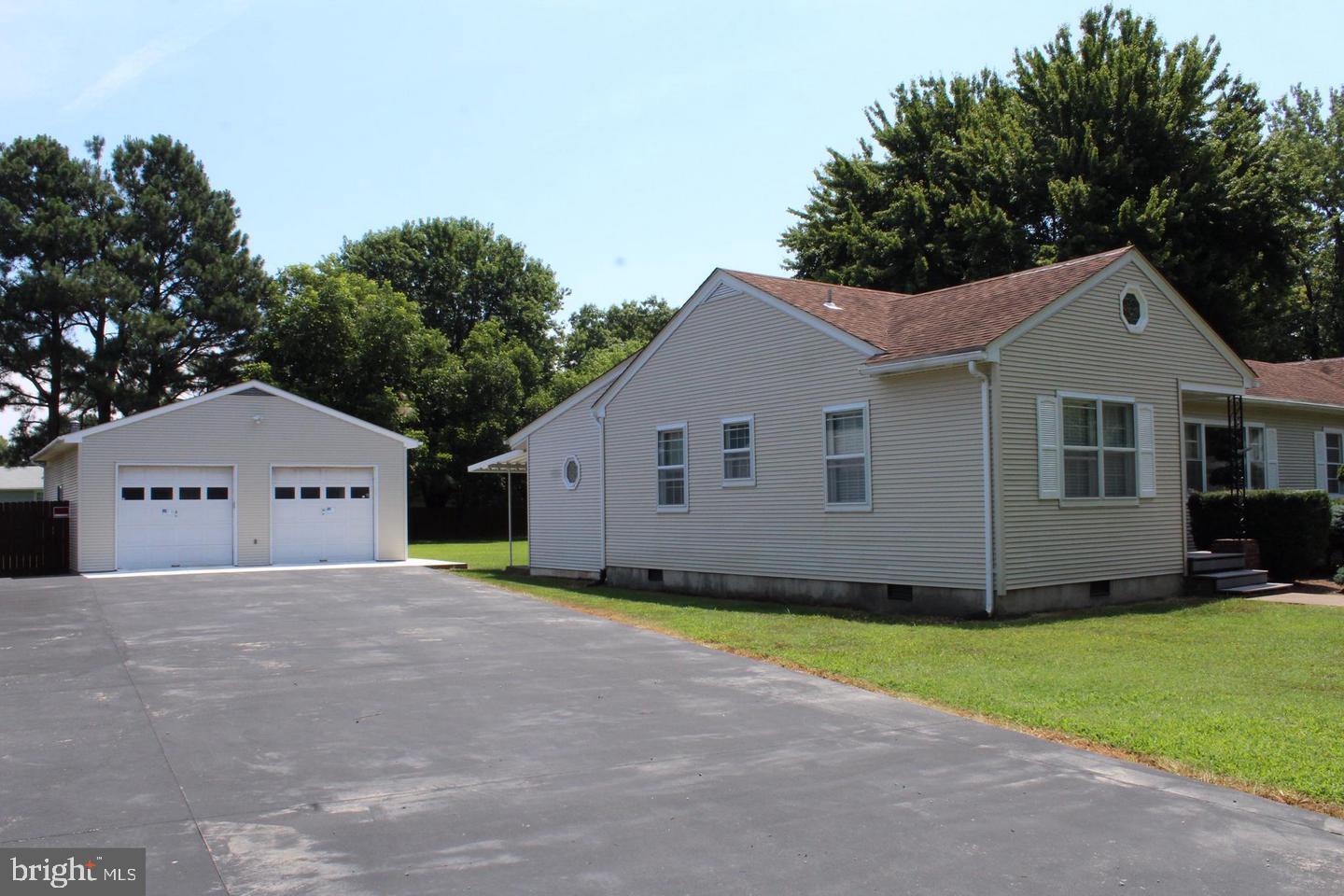 6031 Rosedale Drive King George, VA 22485 - Photo 2 of 15
