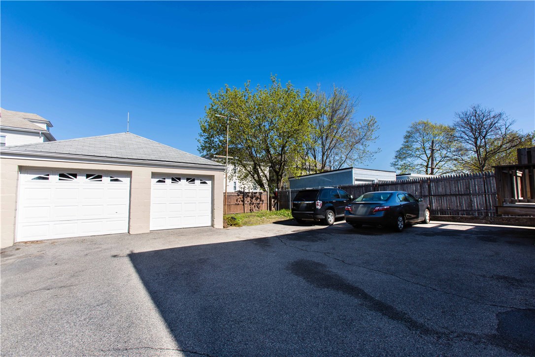 213 Cottage Street Woonsocket, RI 02895 - Photo 5 of 30 Gallery Image 5