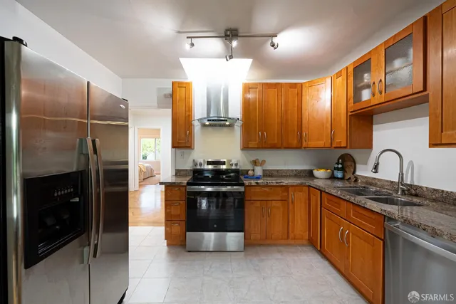 $1,198,000 | 62 Bronte Street, San Francisco, CA 94110