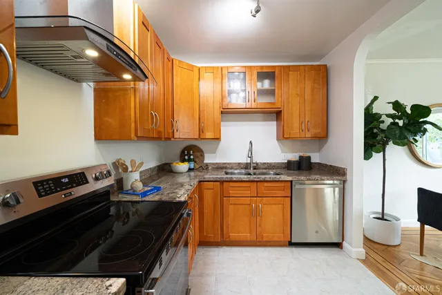 $1,198,000 | 62 Bronte Street, San Francisco, CA 94110