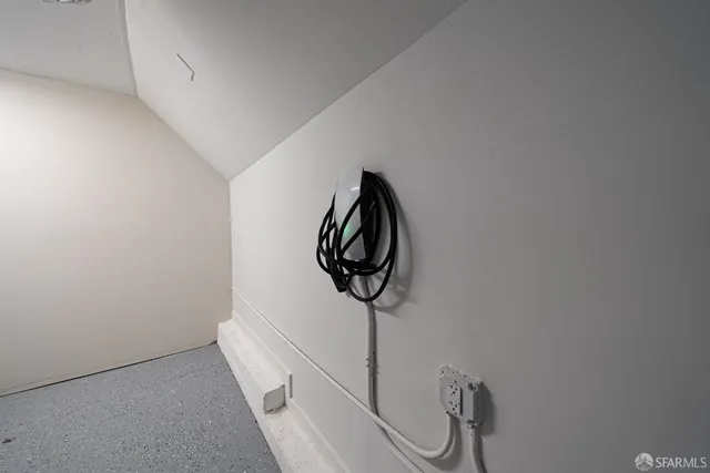 $1,198,000 | 62 Bronte Street, San Francisco, CA 94110