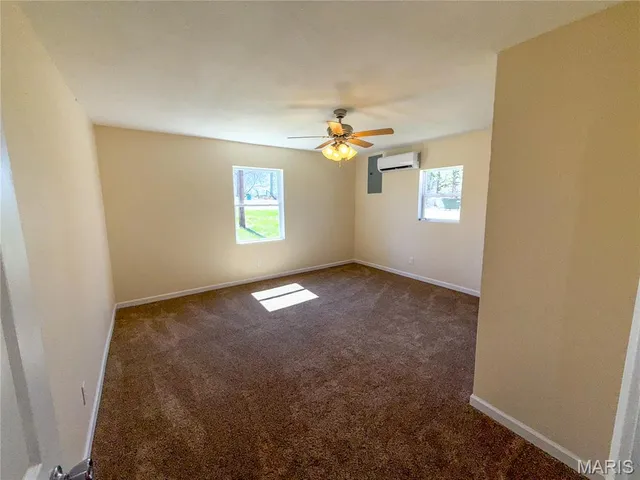 $289,000 | 8 E Highway, Steelville, MO 65565